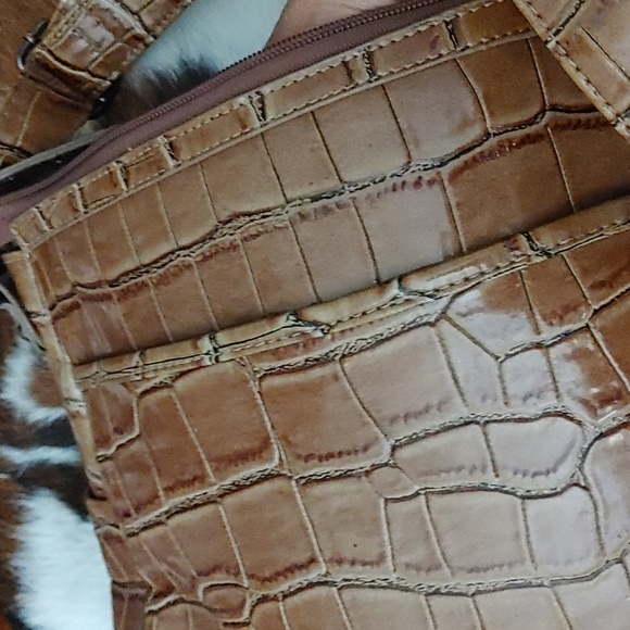 Diverso Leather Purse - Picture 4 of 9